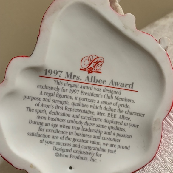 1997 Mrs. Albee Avon Award - Picture 3 of 3